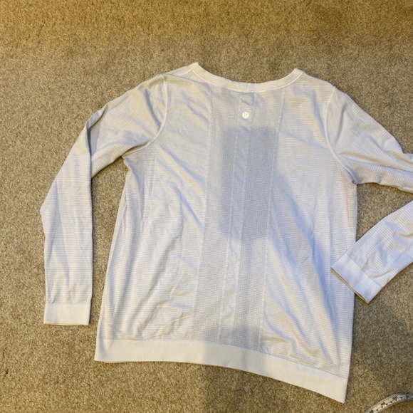 Lululemon Relaxed Swiftly long sleeve, size 10, White - Picture 6 of 7